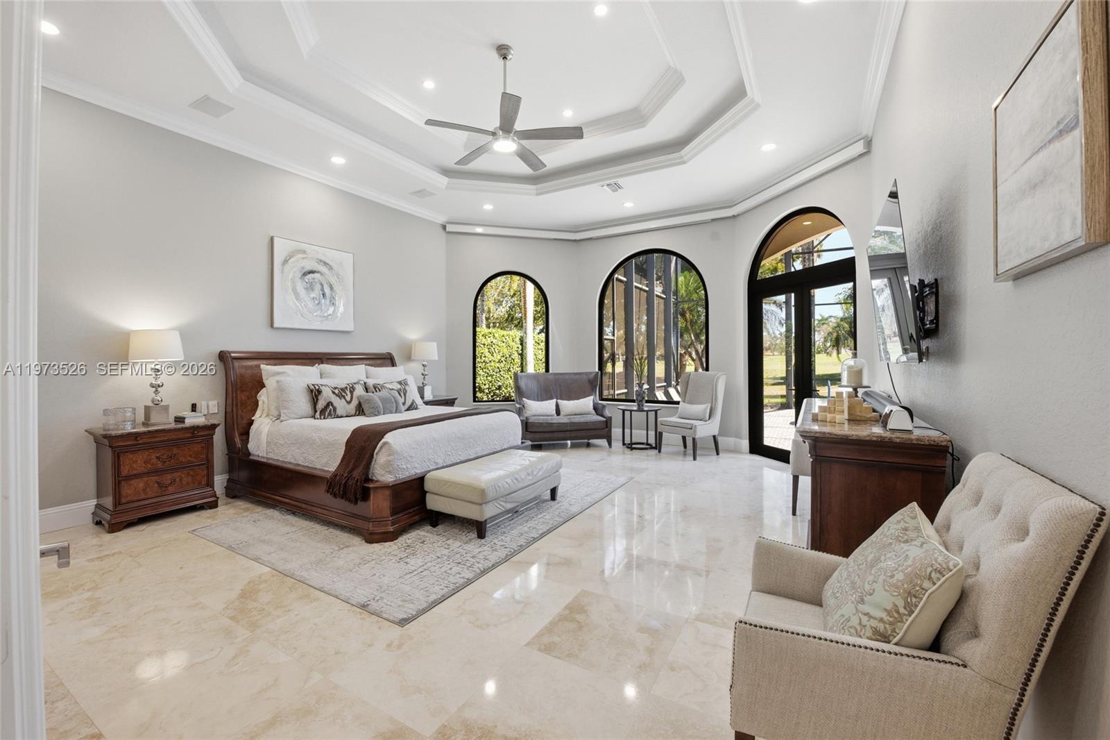 2465 Provence Cir