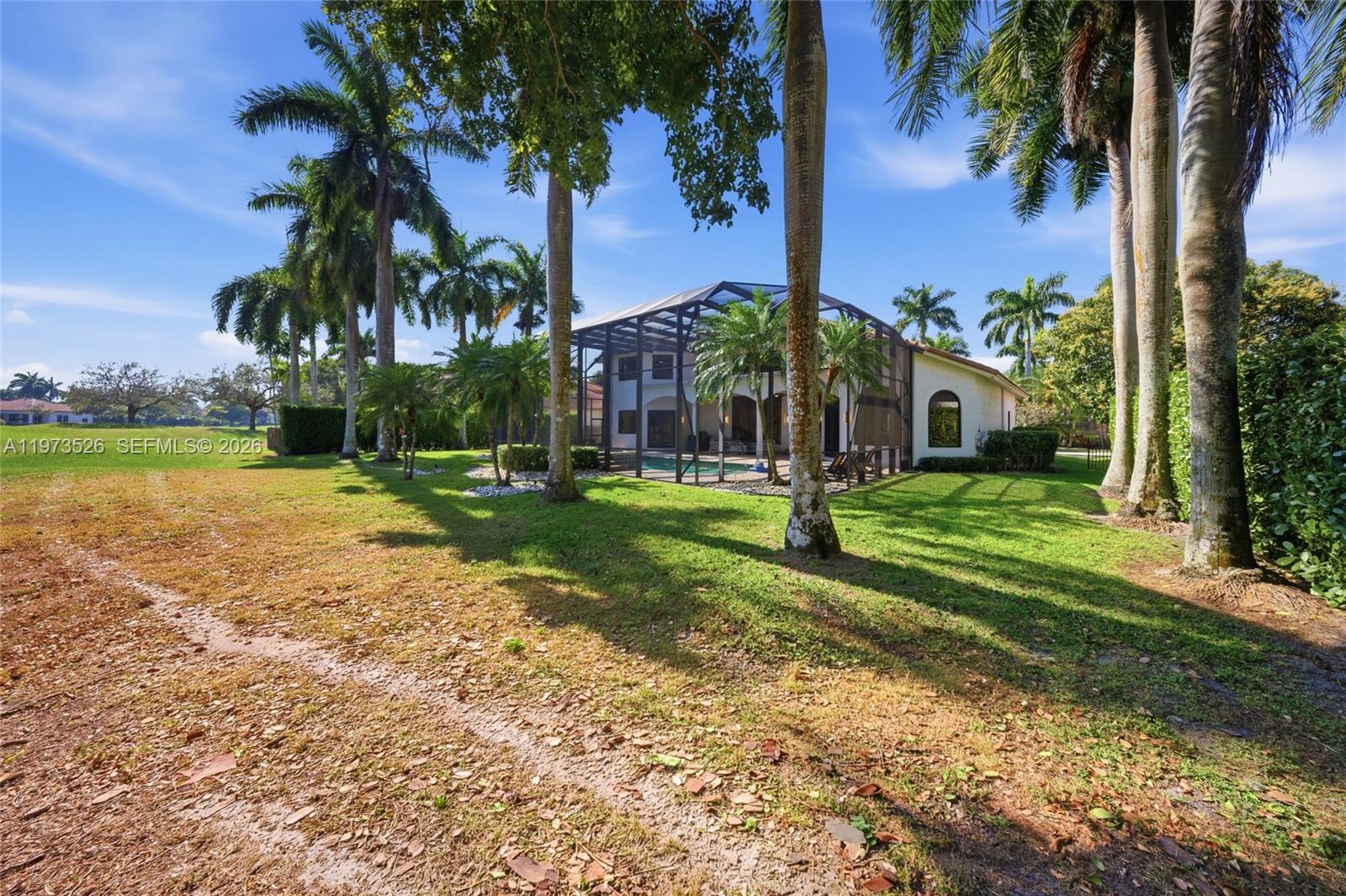 2465 Provence Cir