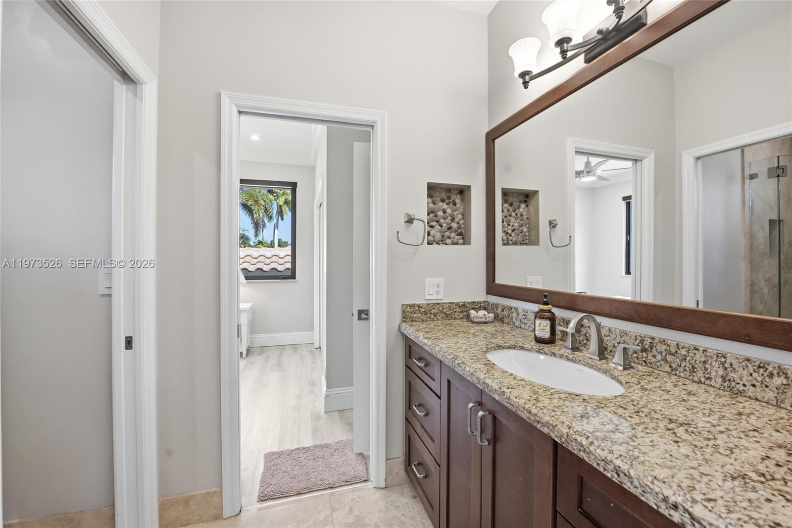 2465 Provence Cir