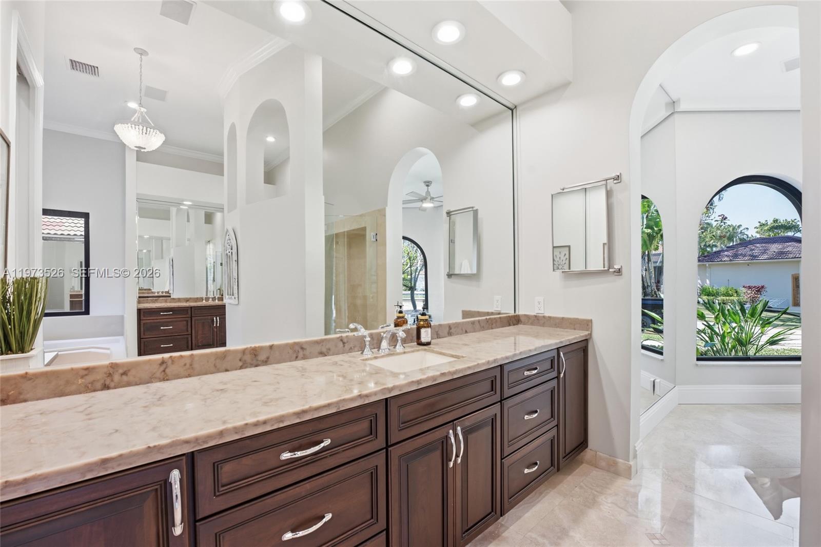 2465 Provence Cir