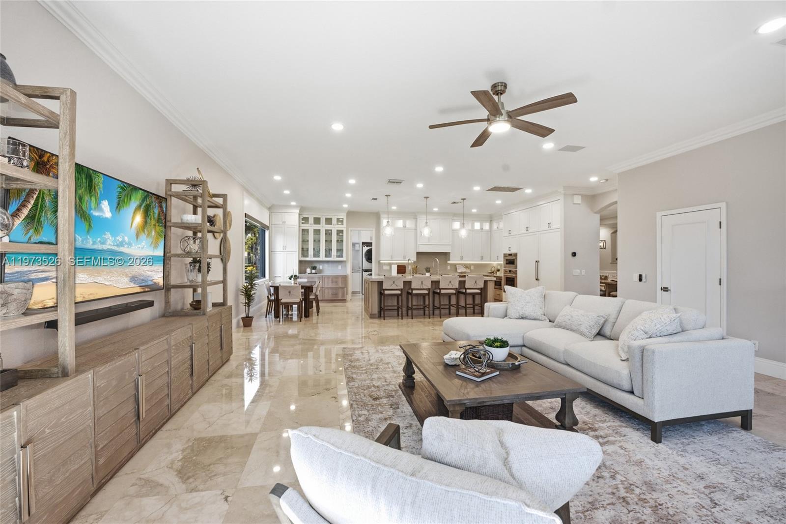 2465 Provence Cir