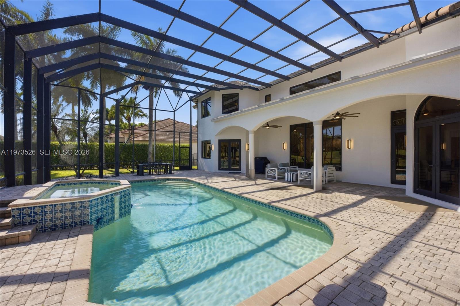 2465 Provence Cir