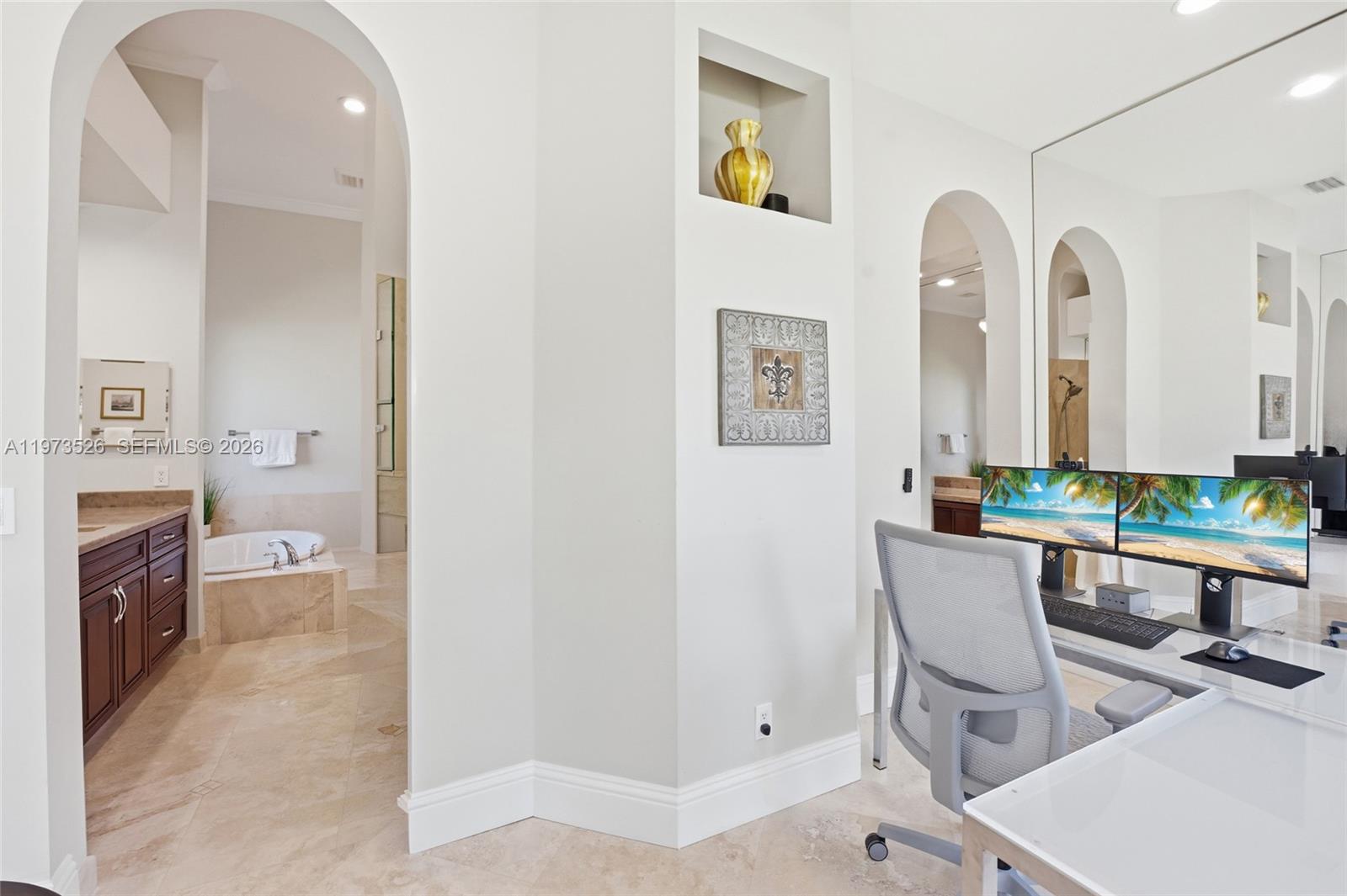 2465 Provence Cir