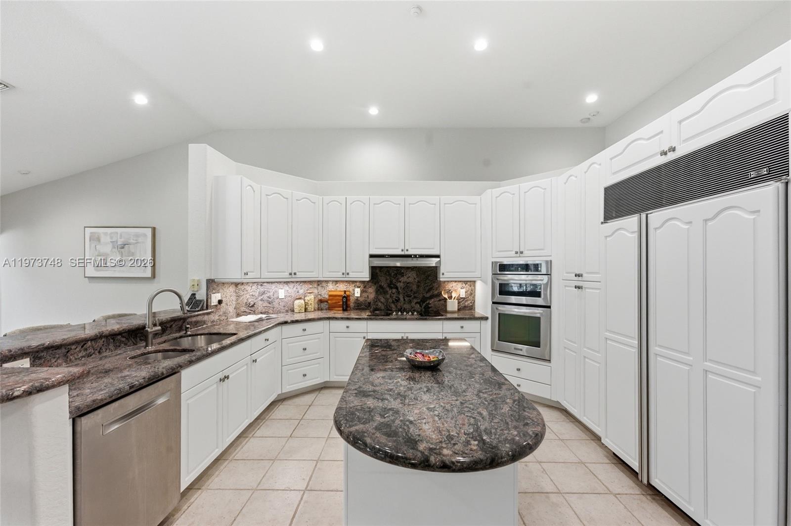 158 Dockside Cir