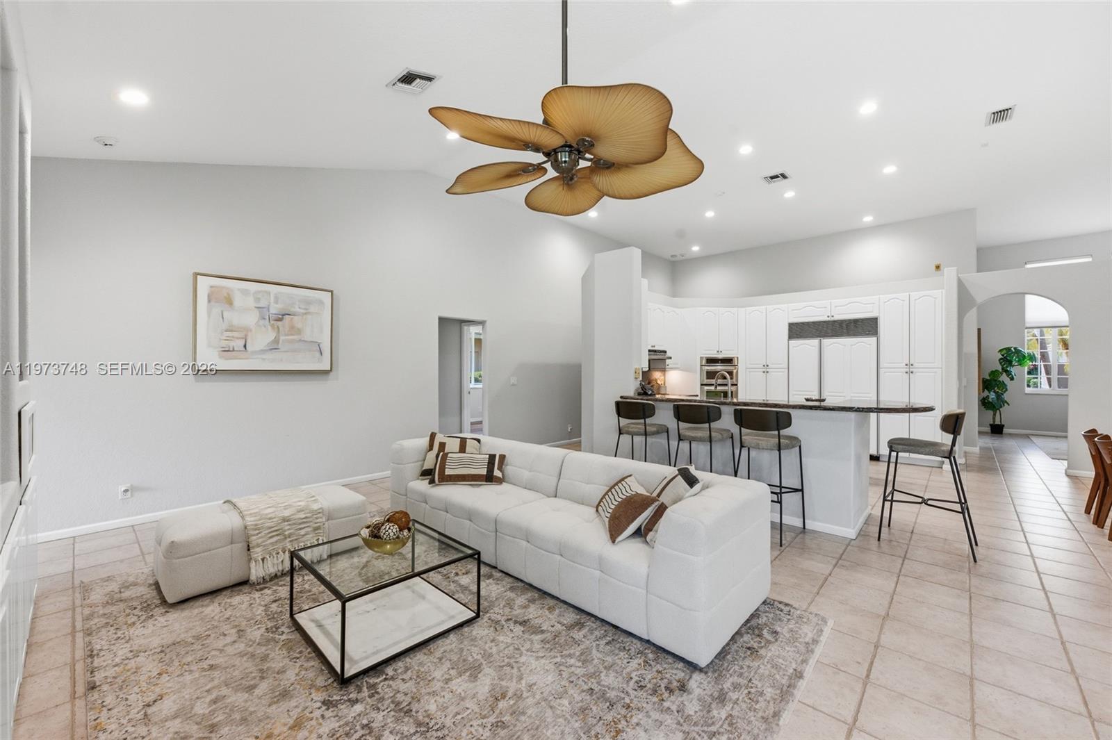 158 Dockside Cir