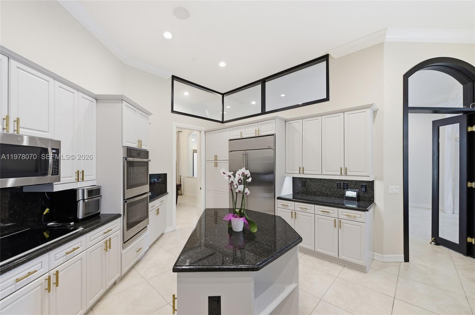 1397 Victoria Isle Dr