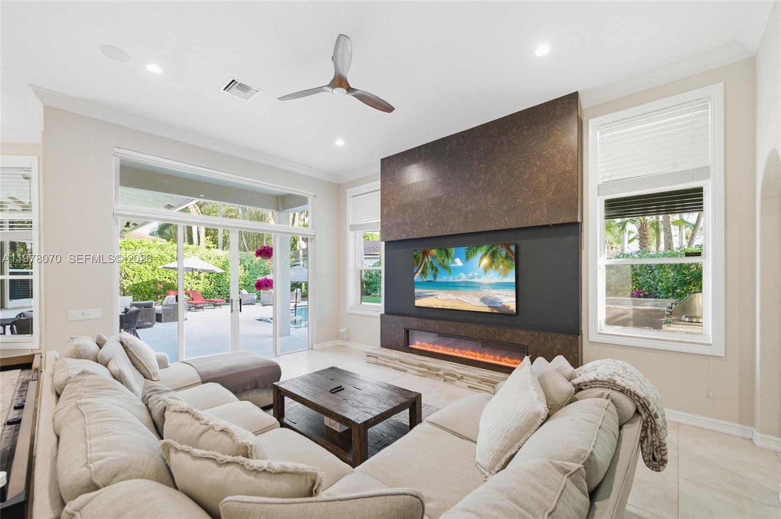 1397 Victoria Isle Dr