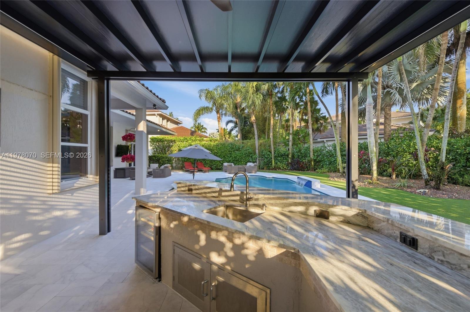 1397 Victoria Isle Dr