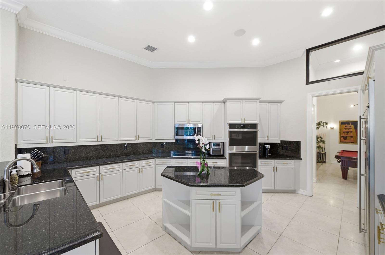 1397 Victoria Isle Dr