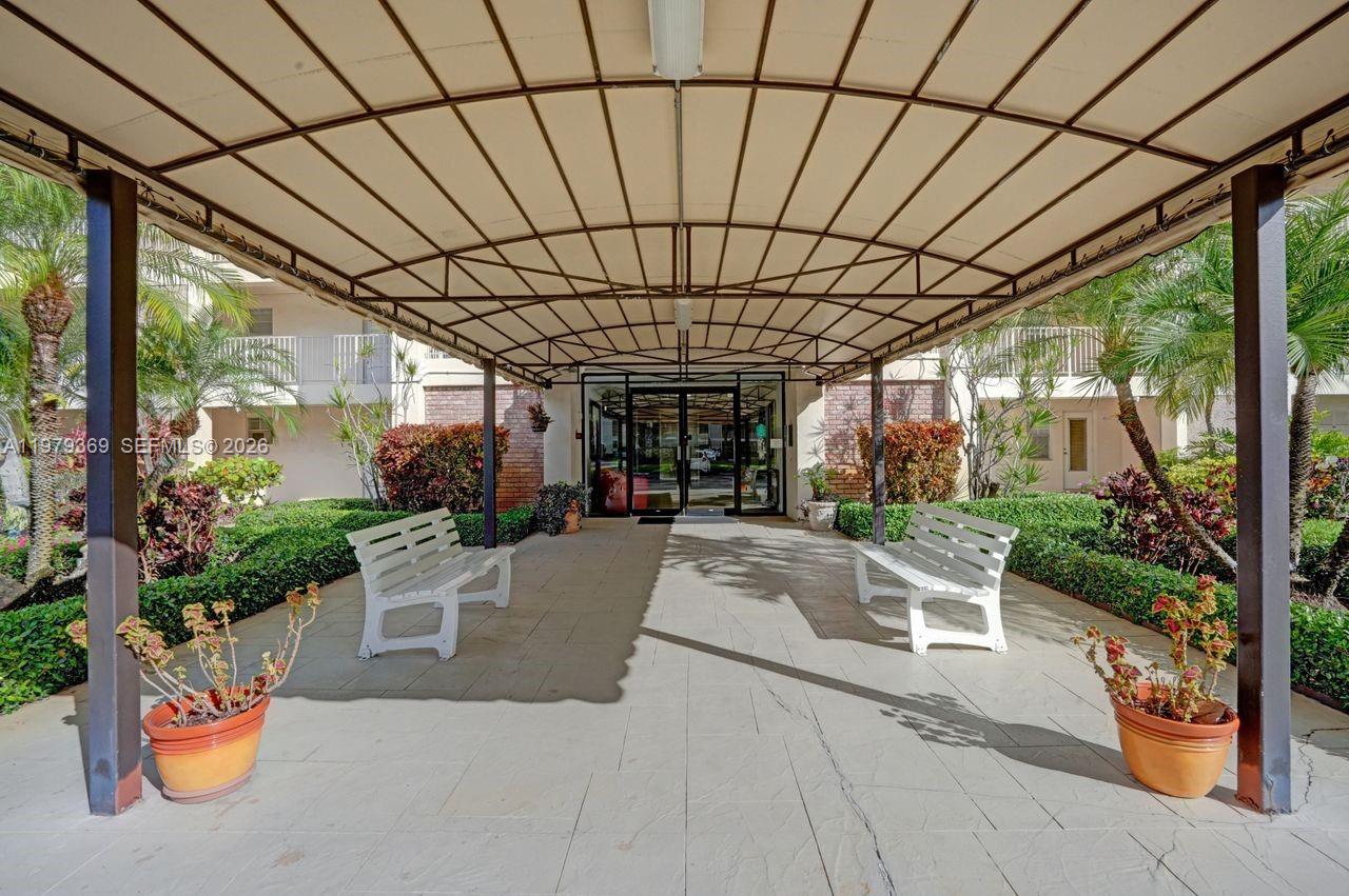 2651 S Course Dr # 203