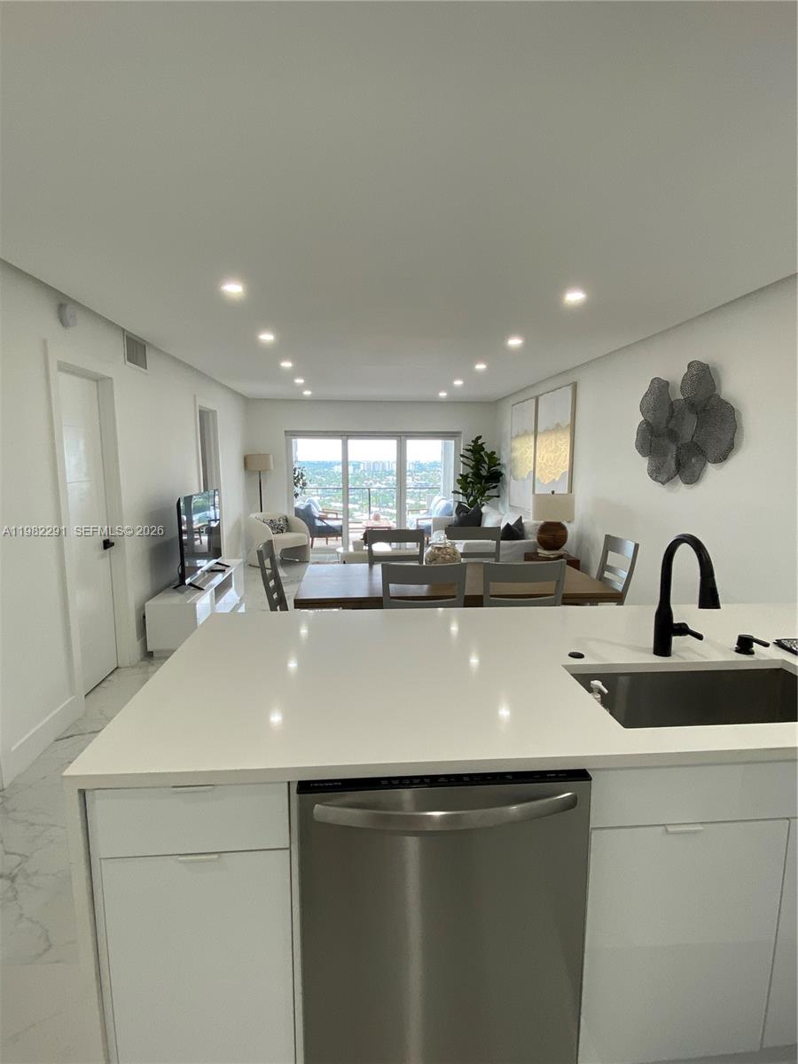 1500 S Ocean Blvd # 1608