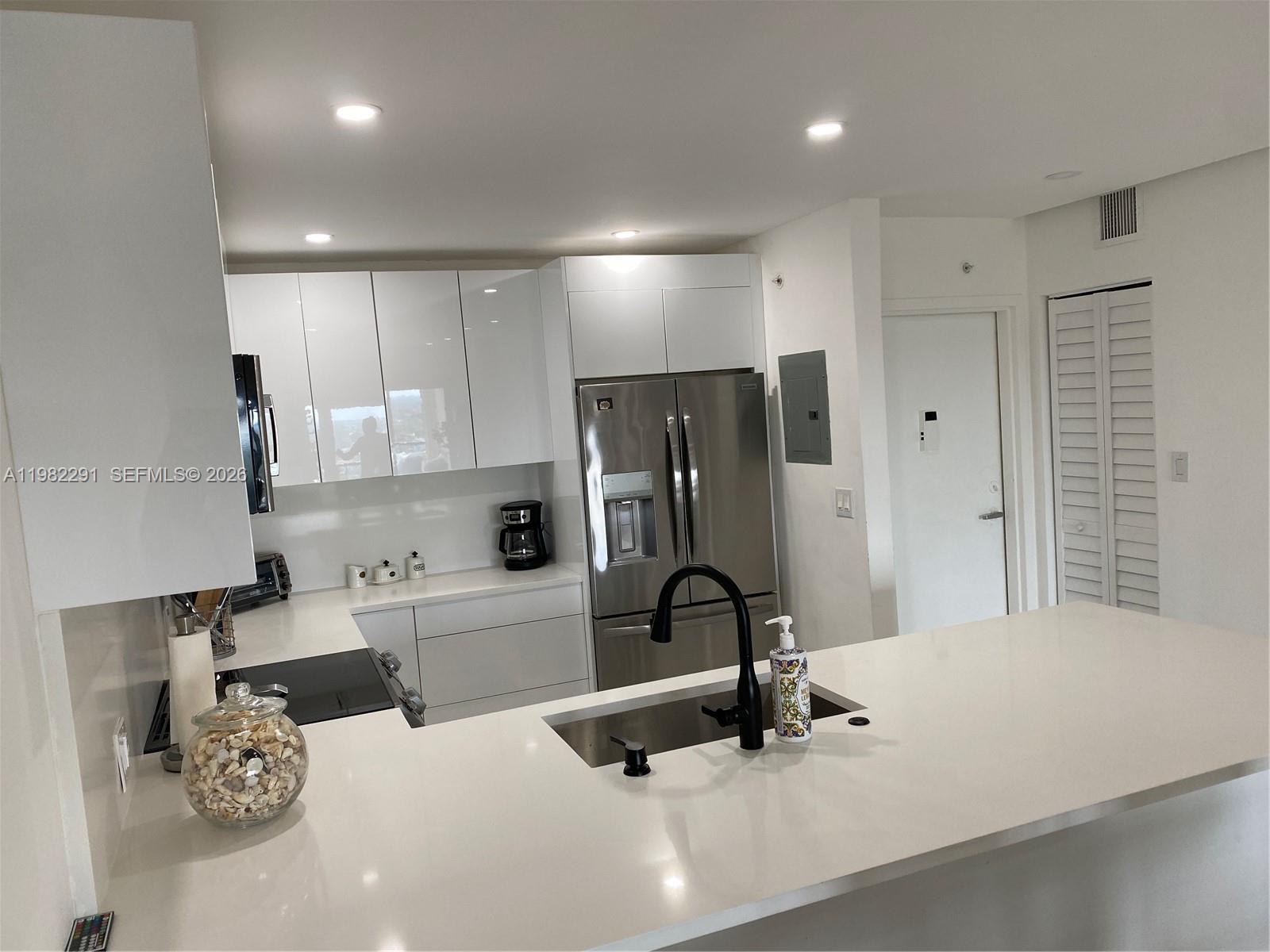 1500 S Ocean Blvd # 1608