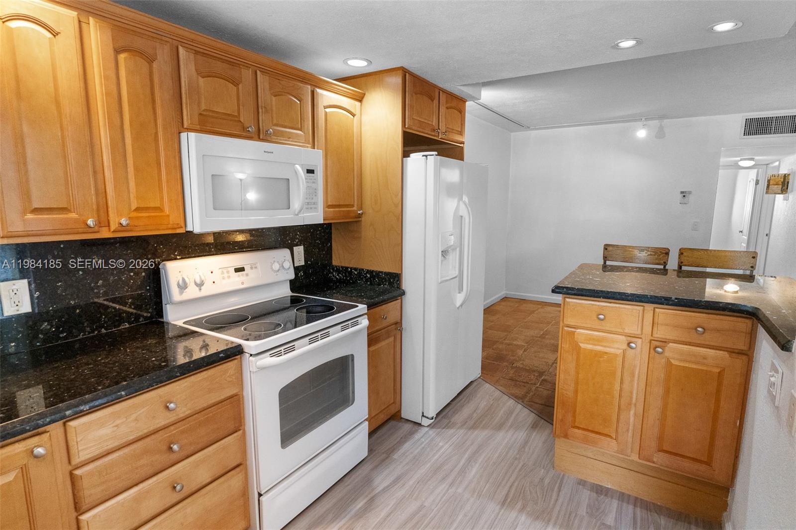 1340 NE 28th Ave # 244