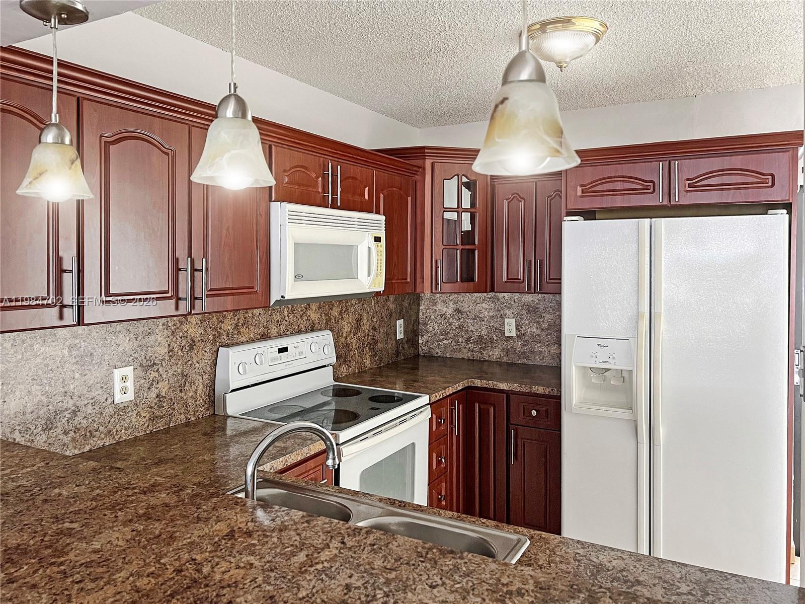 5447 W 22nd Ct # 5447