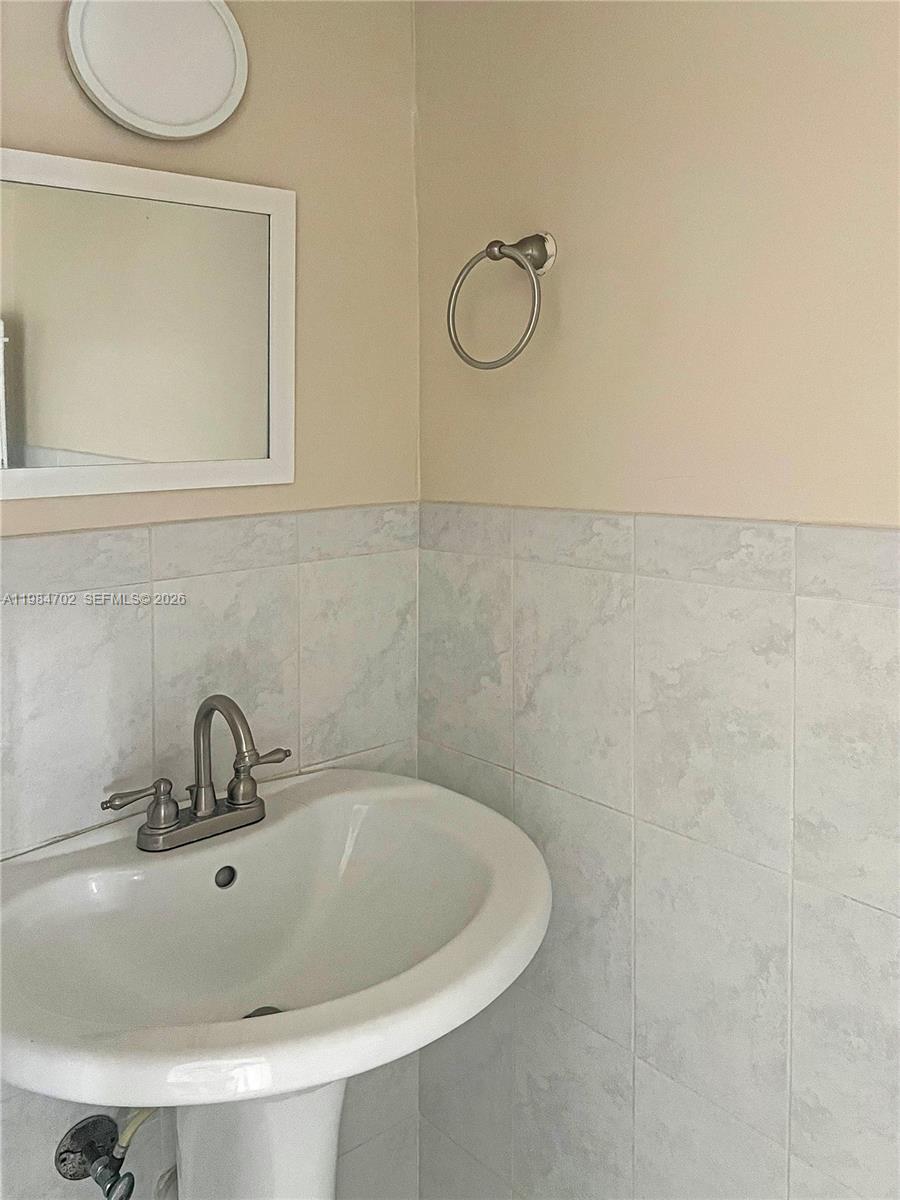 5447 W 22nd Ct # 5447