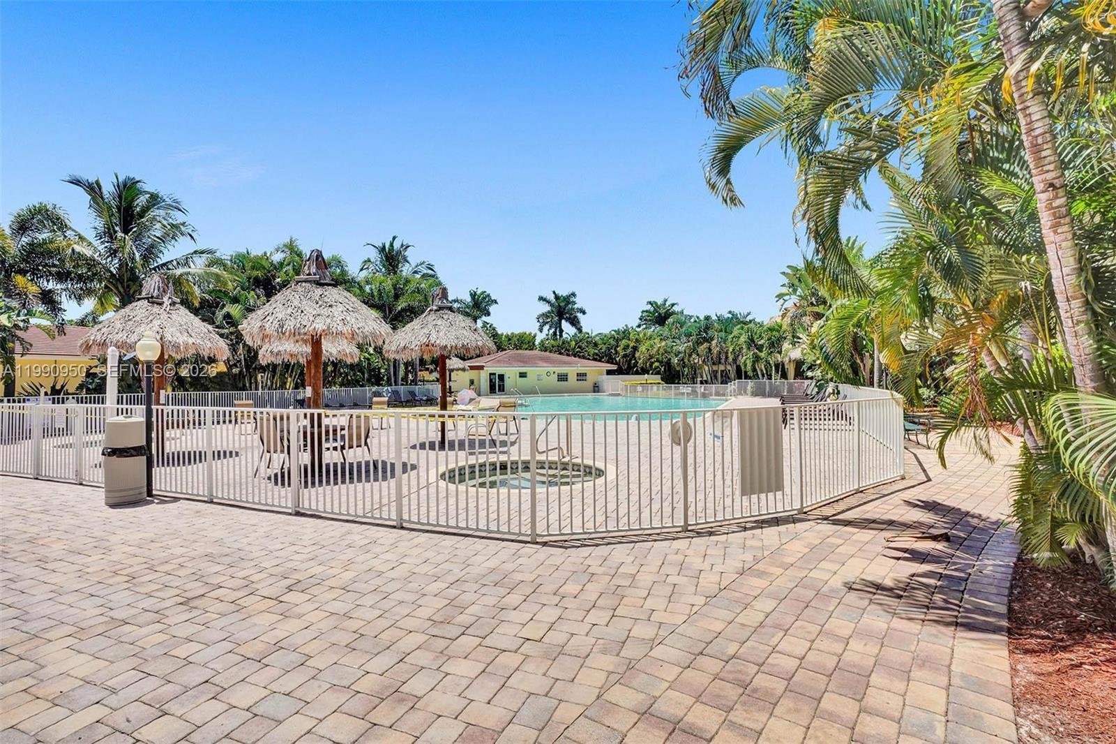 224 N Cortez Dr