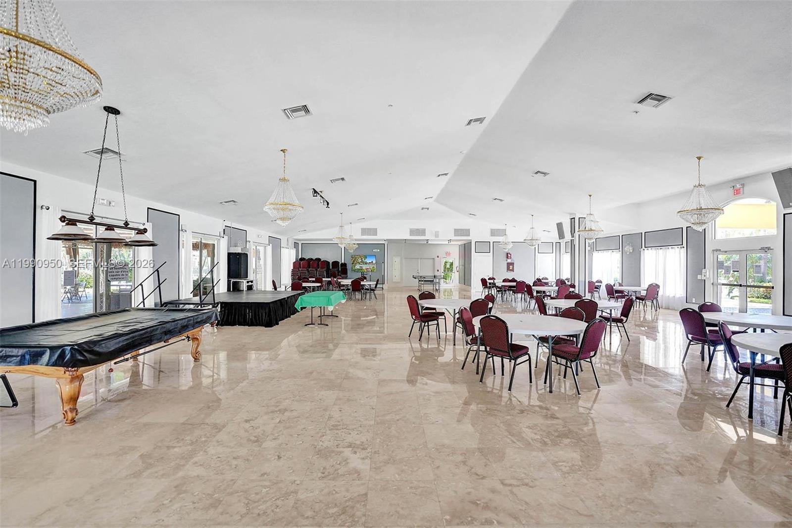 224 N Cortez Dr