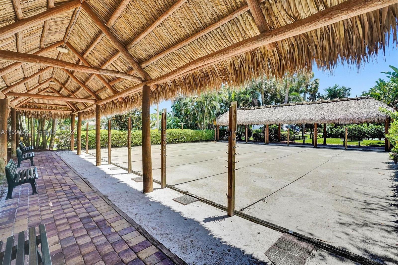224 N Cortez Dr