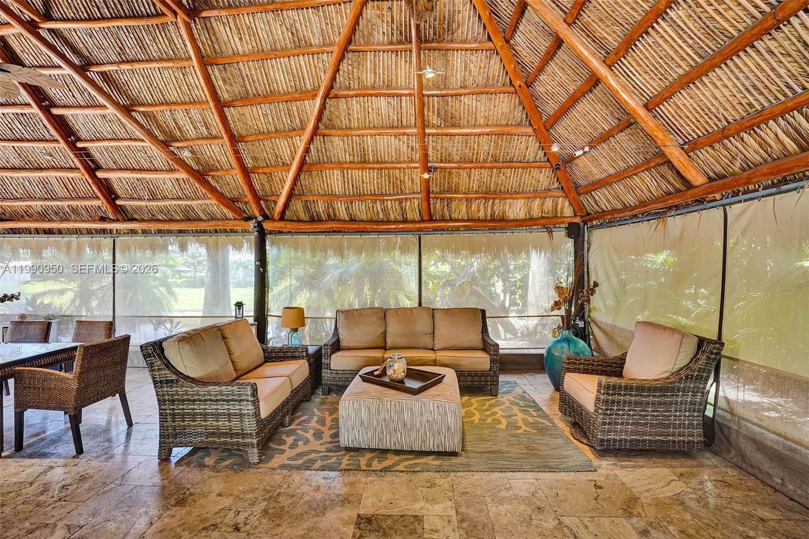 224 N Cortez Dr