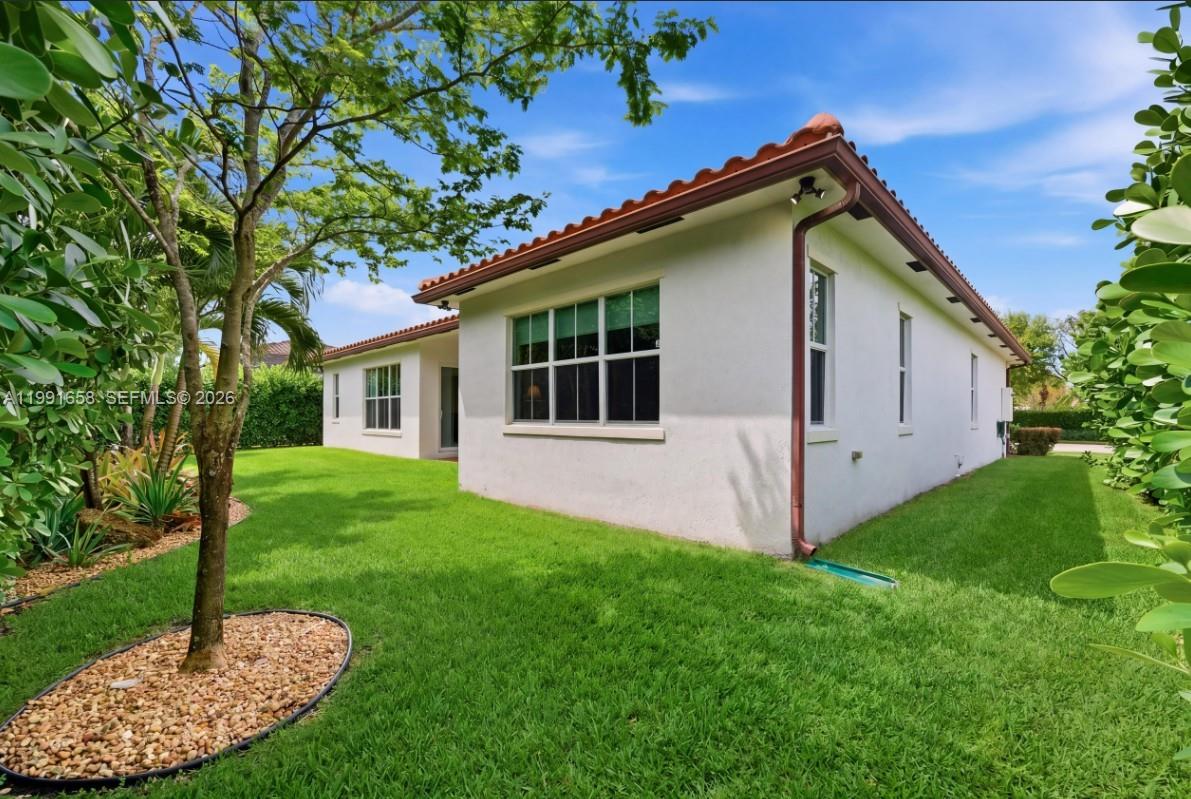 10460 Ranchette Dr