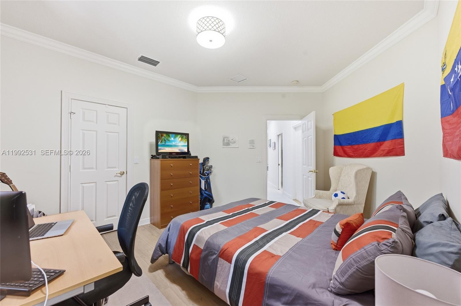 2488 Provence Cir