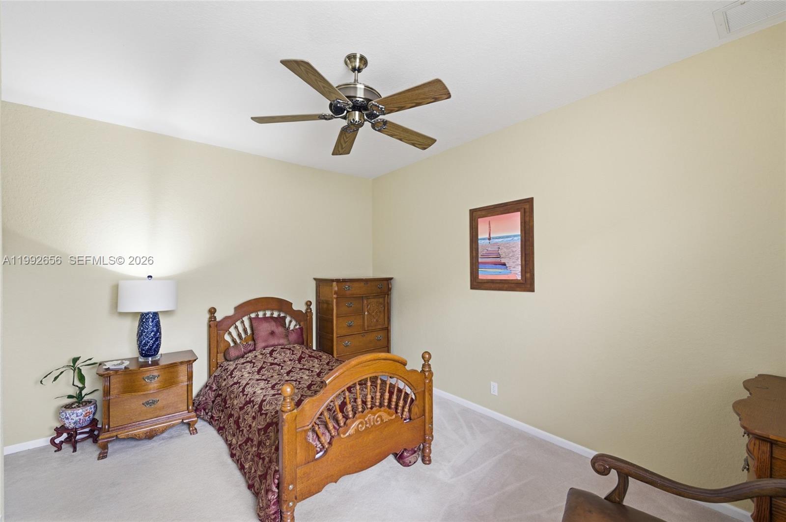 3038 Lakewood Dr