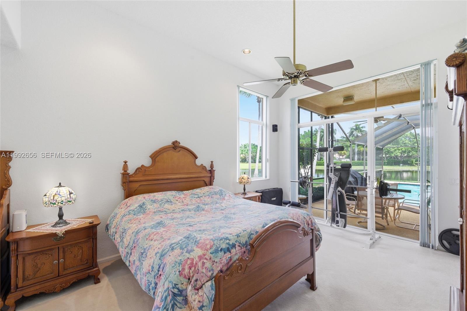 3038 Lakewood Dr