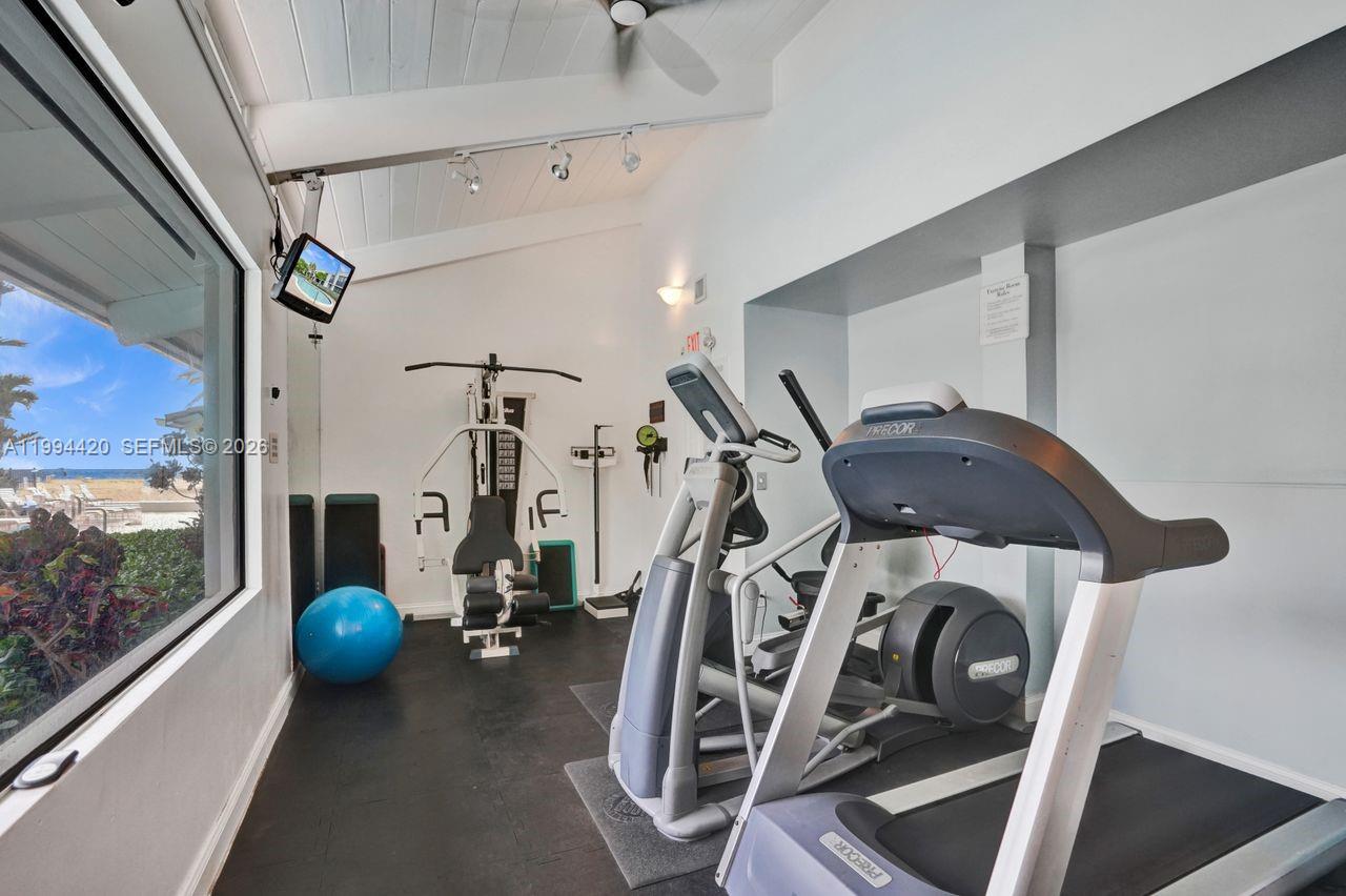 1578 S Ocean Ln # 214