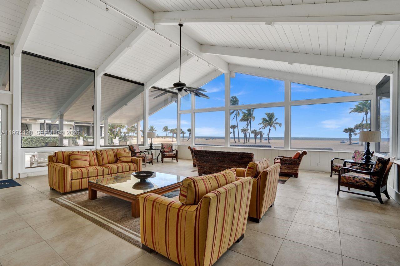 1578 S Ocean Ln # 214