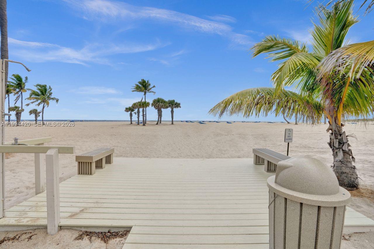 1578 S Ocean Ln # 214