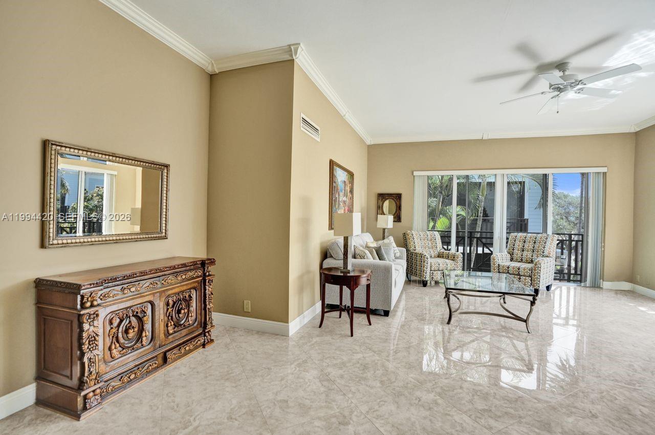 1578 S Ocean Ln # 214