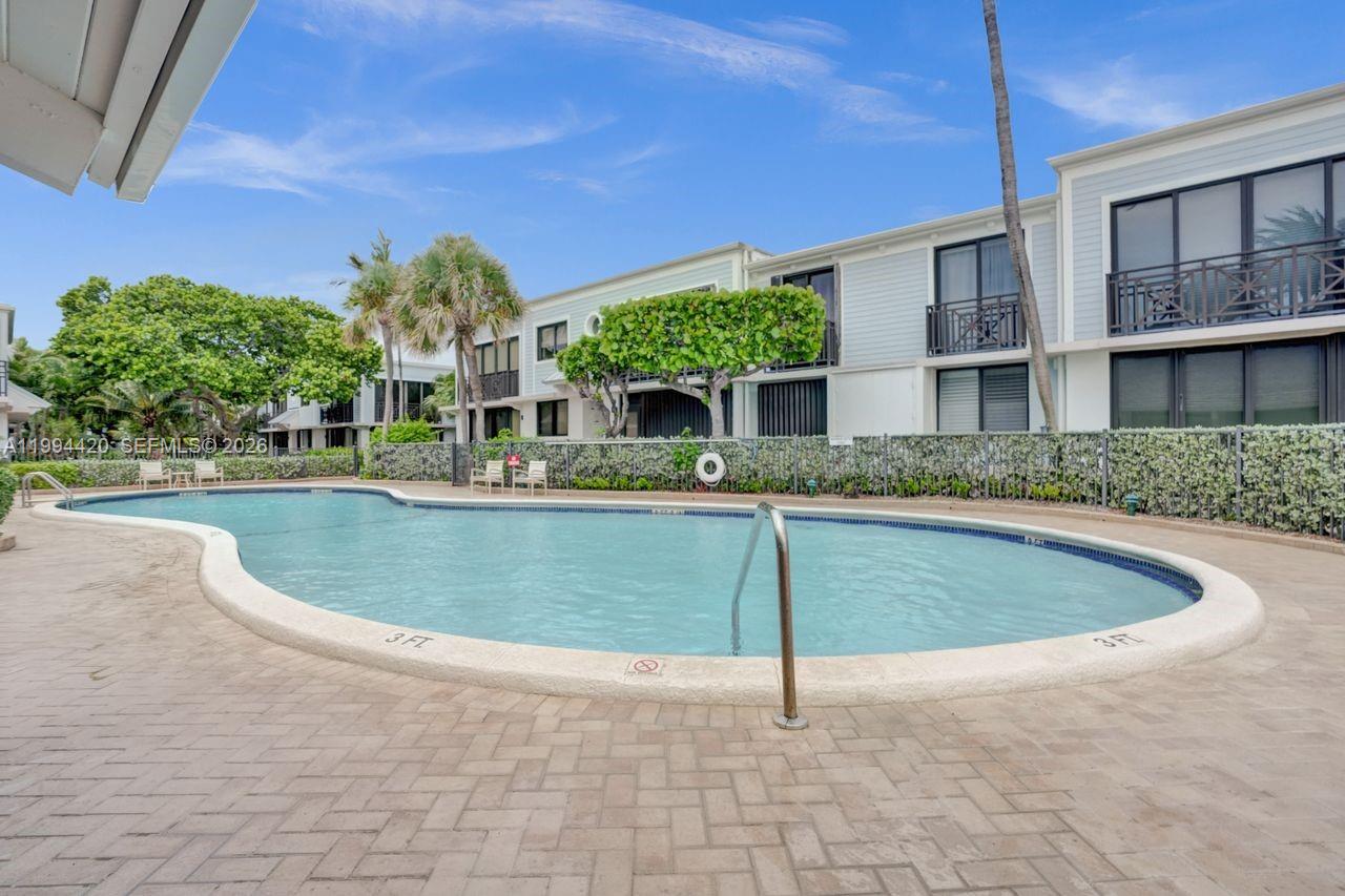 1578 S Ocean Ln # 214