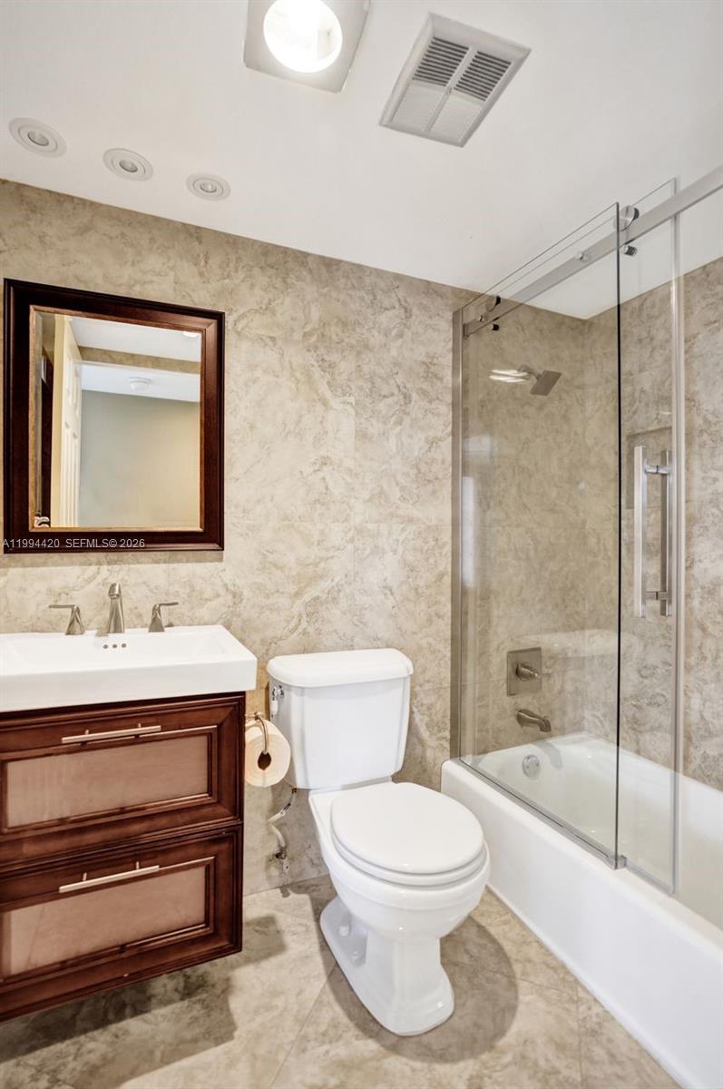 1578 S Ocean Ln # 214