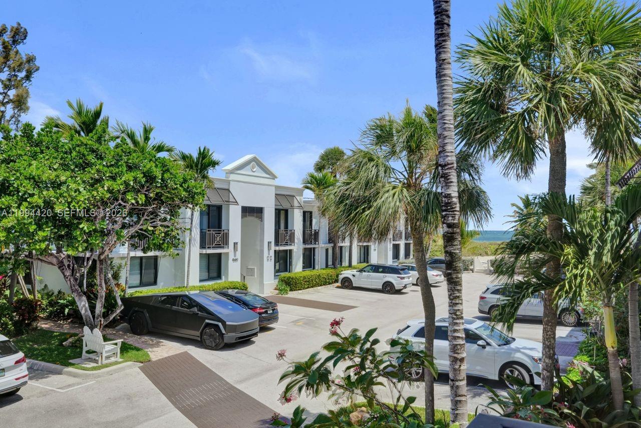 1578 S Ocean Ln # 214