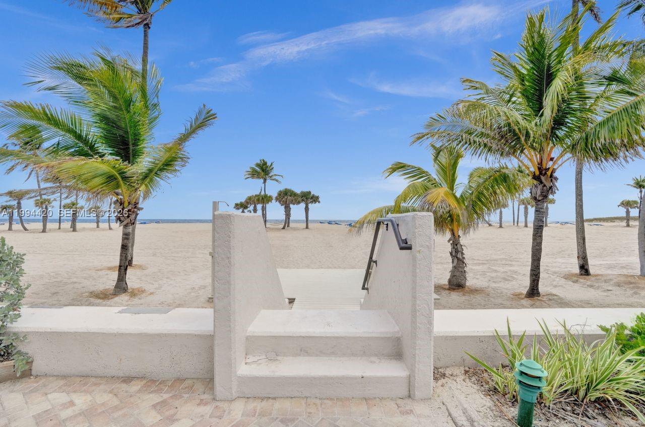 1578 S Ocean Ln # 214