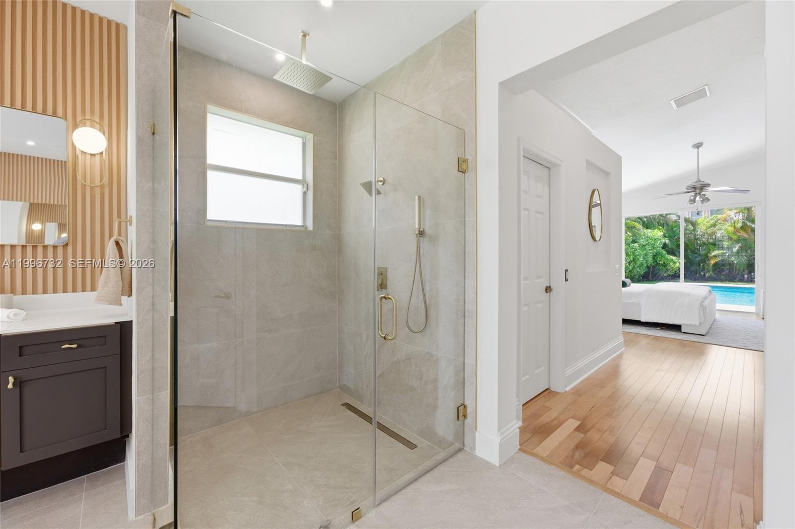 1783 Victoria Pointe Cir