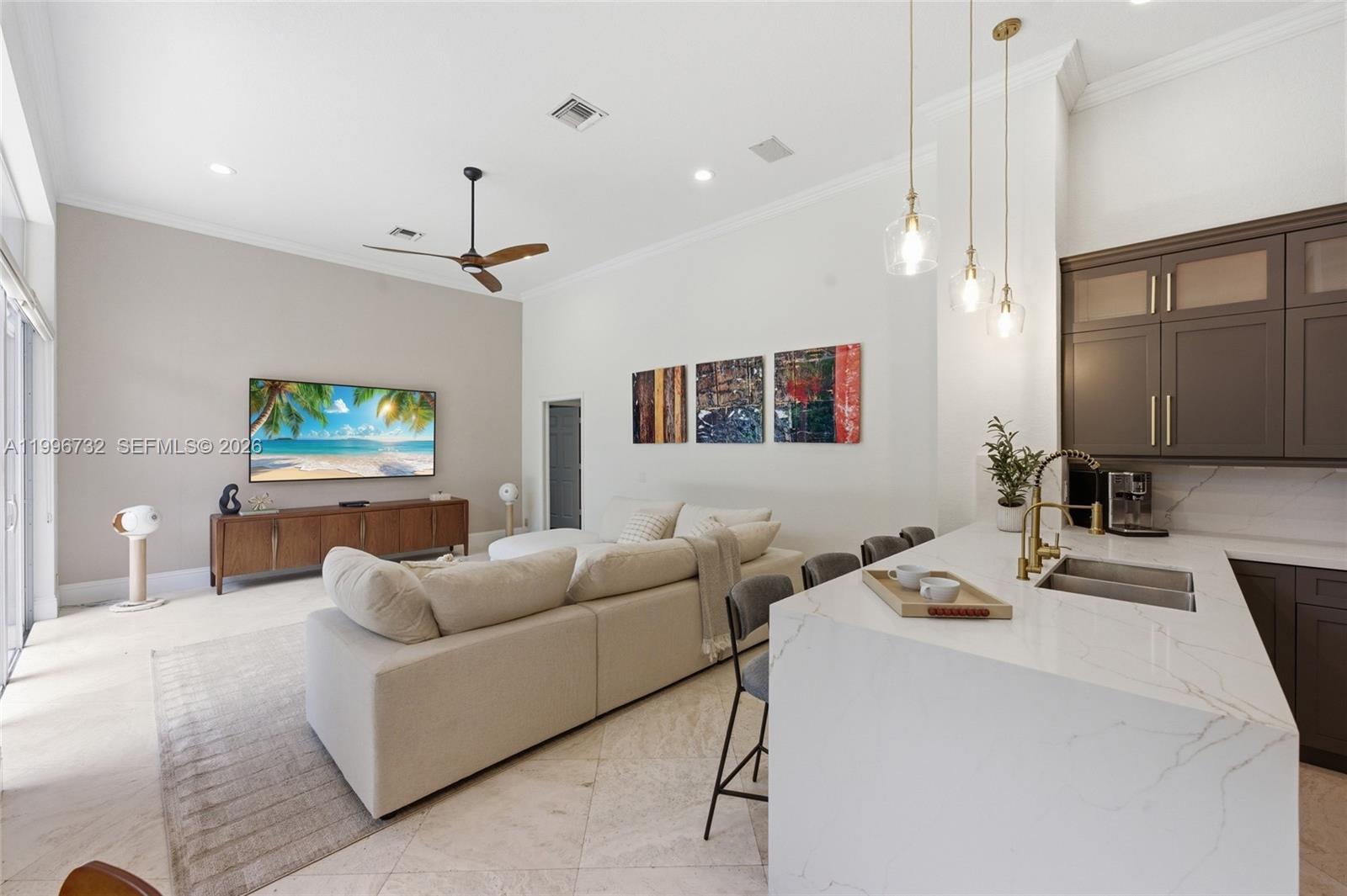 1783 Victoria Pointe Cir