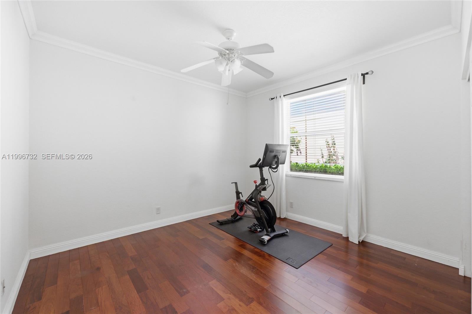 1783 Victoria Pointe Cir
