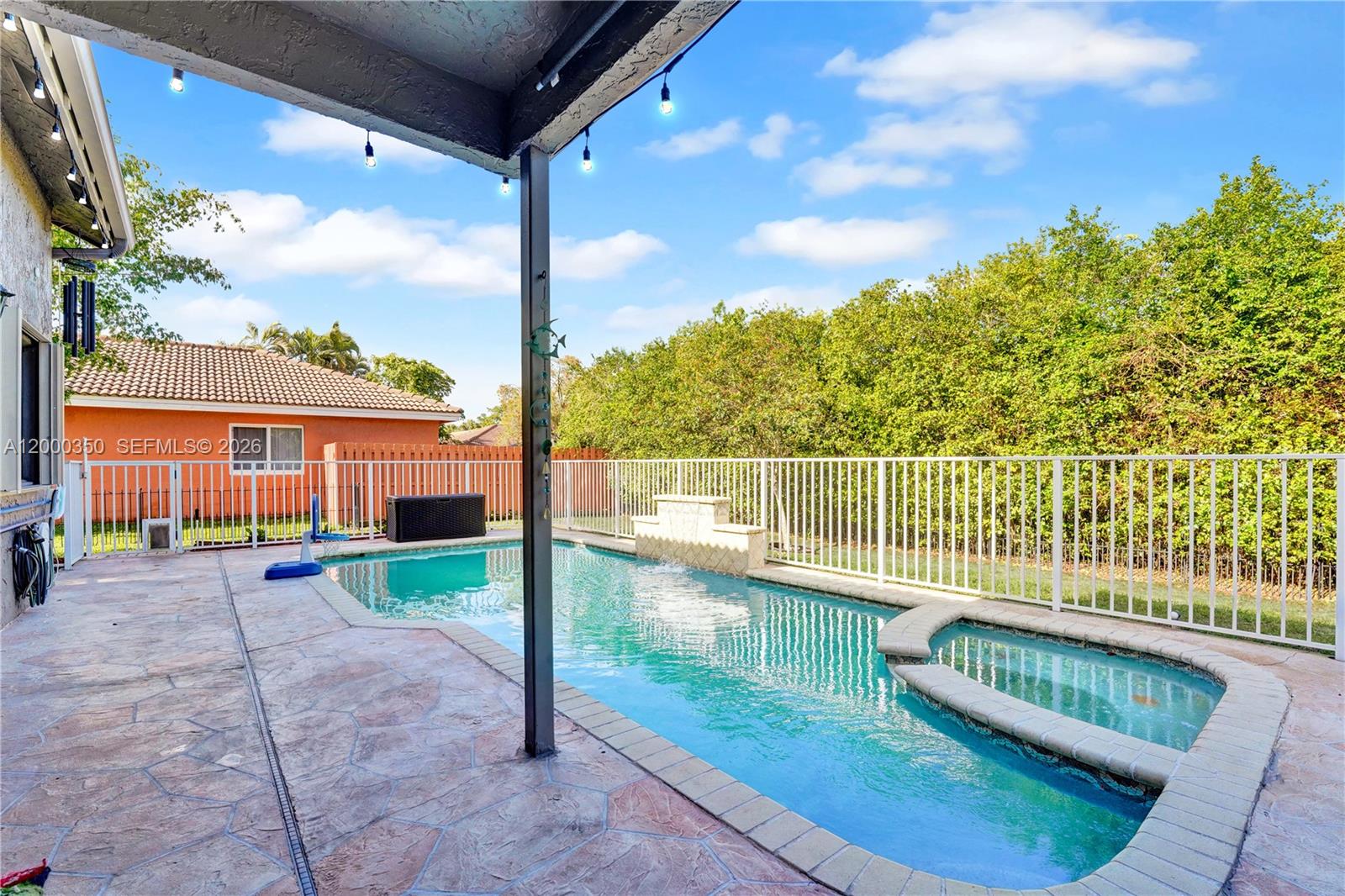 5112 NW 58th Ter