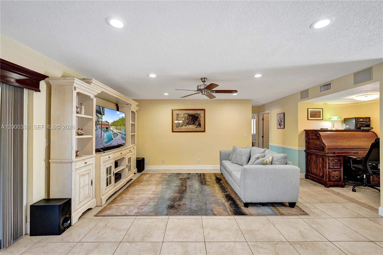 5112 NW 58th Ter