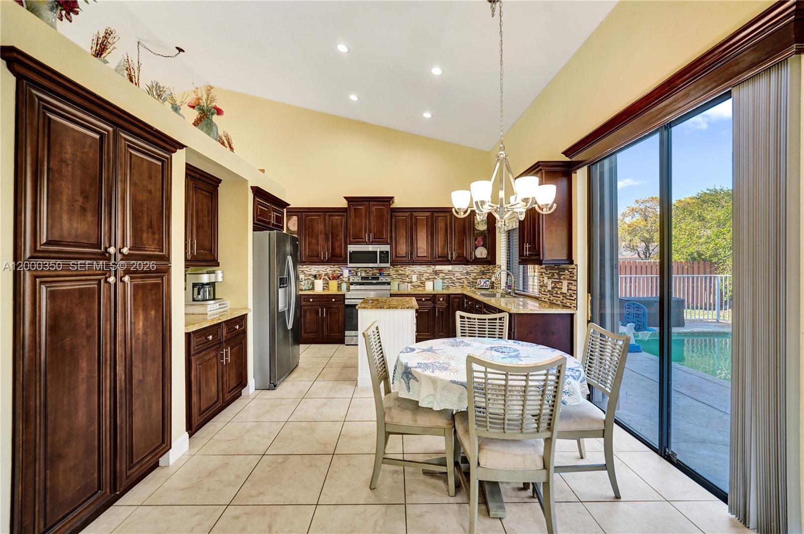 5112 NW 58th Ter
