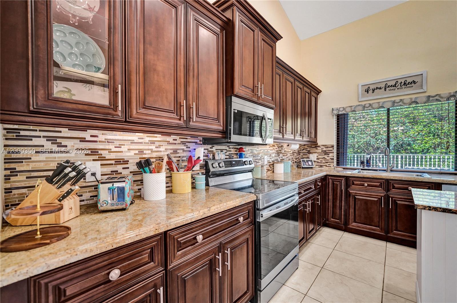 5112 NW 58th Ter