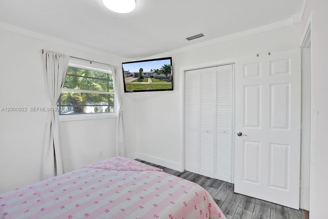 17501 NW 85th Ave