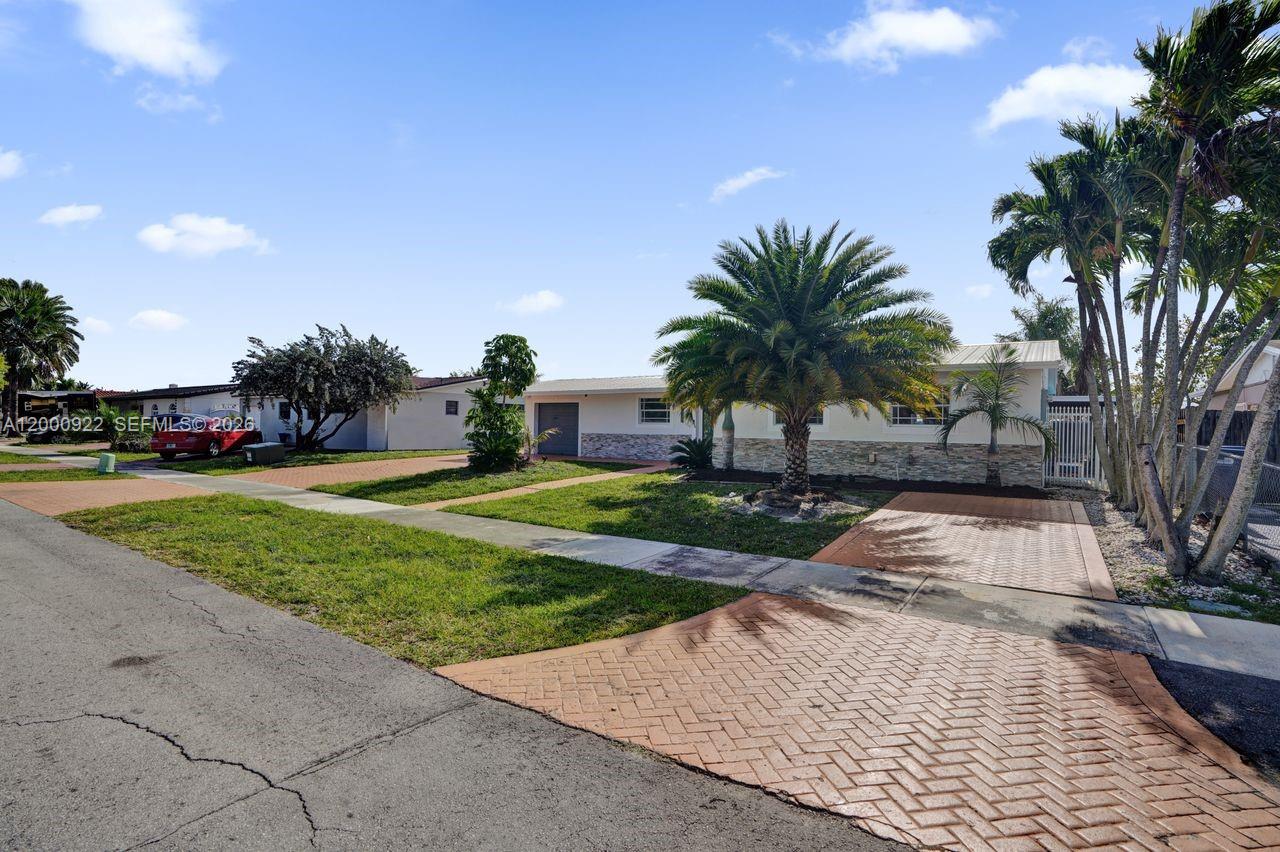 17501 NW 85th Ave