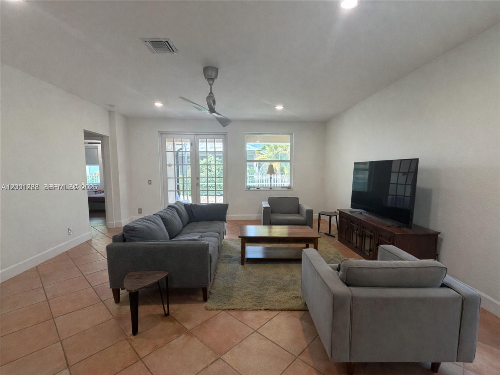 1816 Aspen Ln