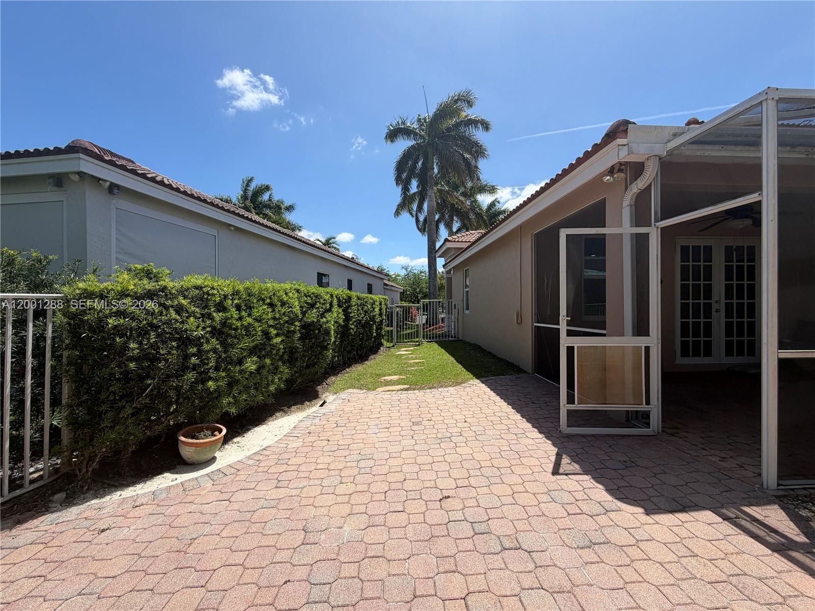 1816 Aspen Ln