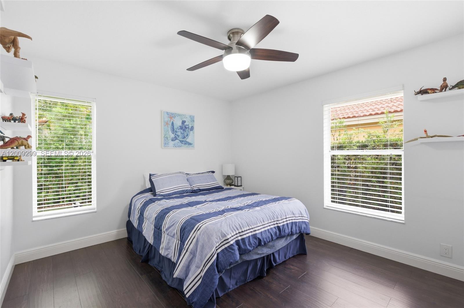 1135 Fairfax Ln