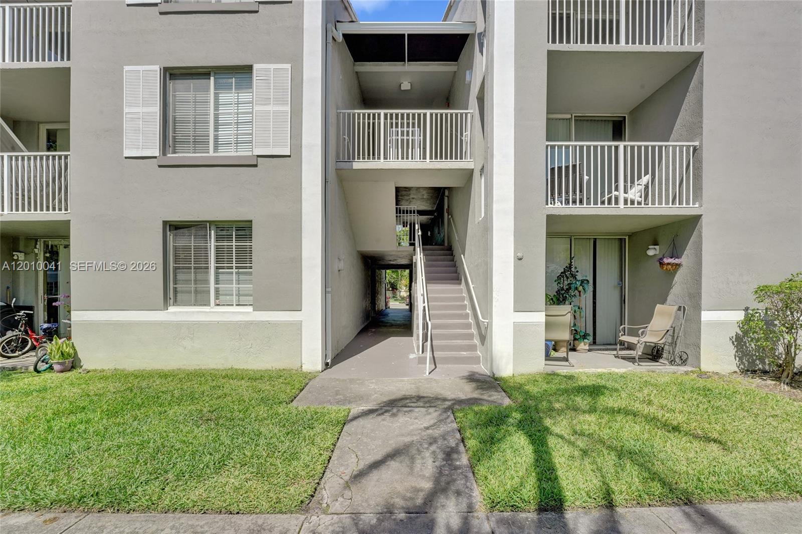 631 SW 111th Lane # 306