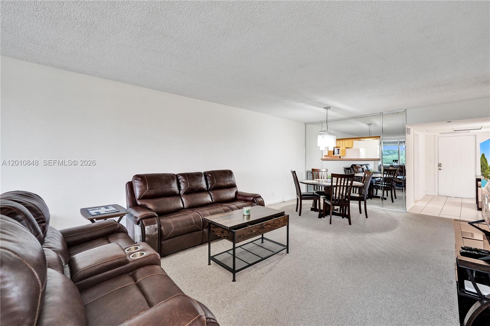 575 Oaks Ln # 508