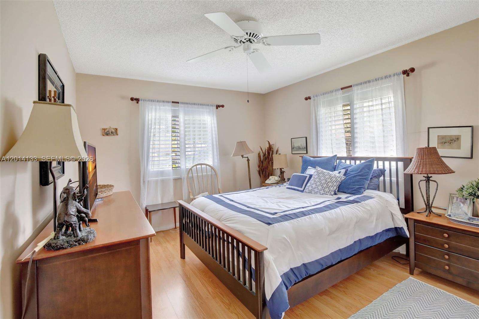 5320 SW 21st Ct